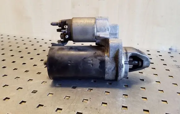Volkswagen Phaeton Starter motor 0001108200 07D911023A