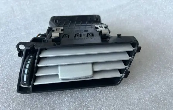 Mercedes-Benz E W212 Dashboard side air vent grill/cover trim A2128302754 2128302754