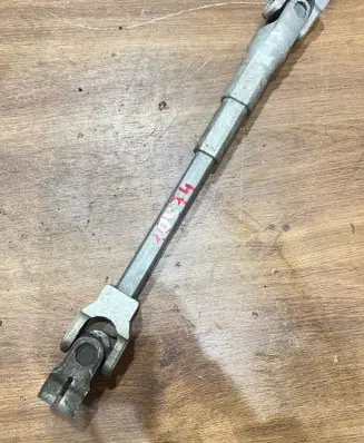 BMW 1 E81 E87 Steering column universal joint 6769157