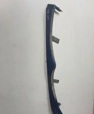 BMW 3 E46 Under headlight/headlamp trim 11460913