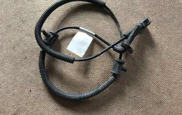 Opel Insignia A ABS brake wheel speed sensor 12841558