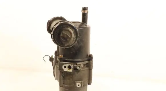 Peugeot 307 Power steering pump 9645101080