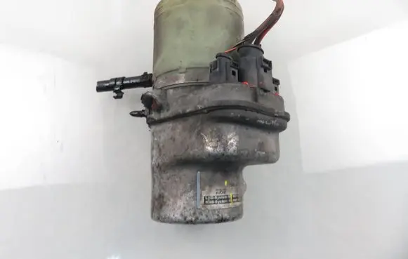 Seat Cordoba (6L) Power steering pump 6Q1423051AE 6Q0423156Q 6Q2423051S