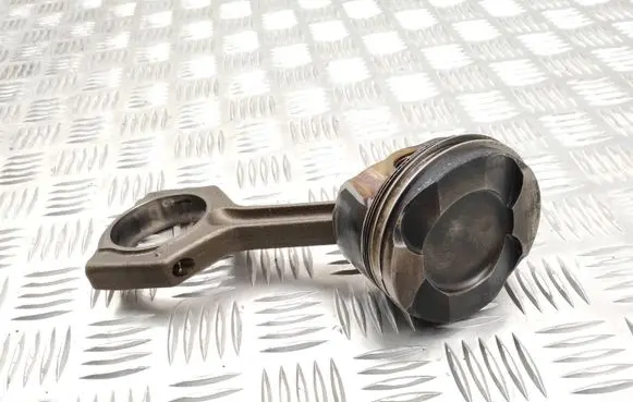 BMW 5 GT F07 Piston with connecting rod 7624409 7624408