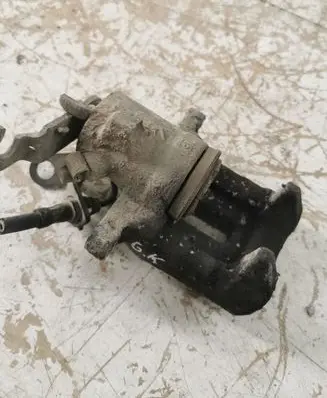 Volkswagen Golf V Rear brake cylinder 