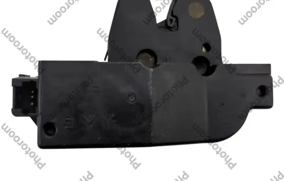 Peugeot 607 Tailgate/trunk/boot lock/catch/latch 9653831780 26110313