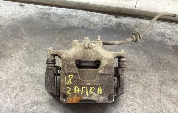 Opel Zafira C Front brake caliper