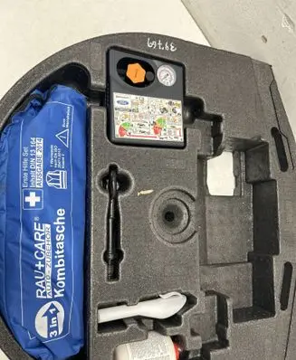 Ford Kuga II Tool set 