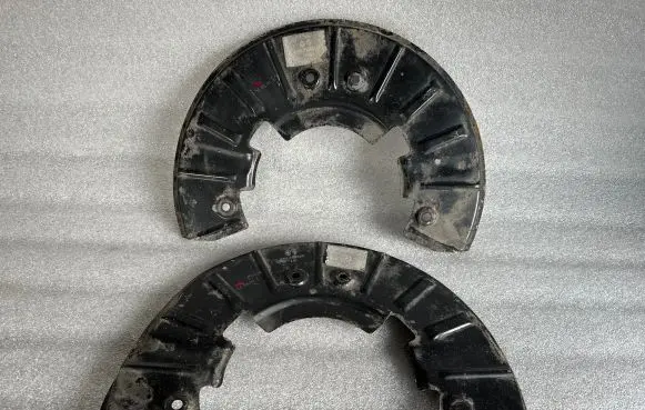 Audi Q7 4L Front brake disc dust cover plate 7L0615311B