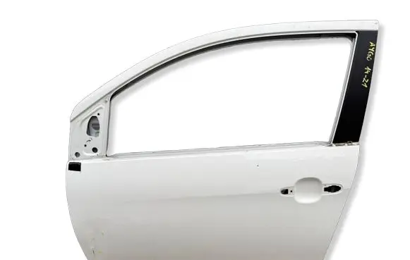 Toyota Aygo AB40 Front door CHZP004