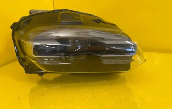 Porsche Taycan 9J1 Headlight/headlamp 9J1941032E