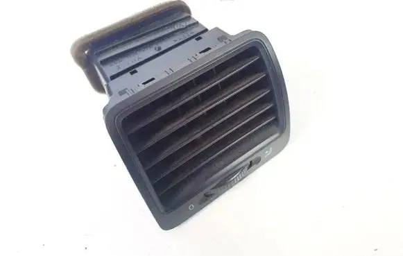 Volkswagen Golf V Dash center air vent grill 1k0819710