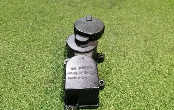 Mercedes-Benz Sprinter W906 Breather valve 1928405567 A6460101562