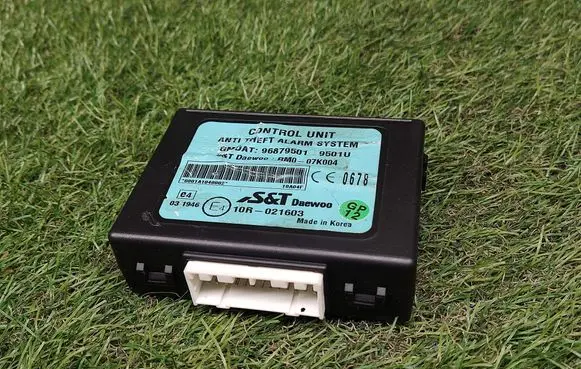 Chevrolet Spark Alarm control unit/module 96879501