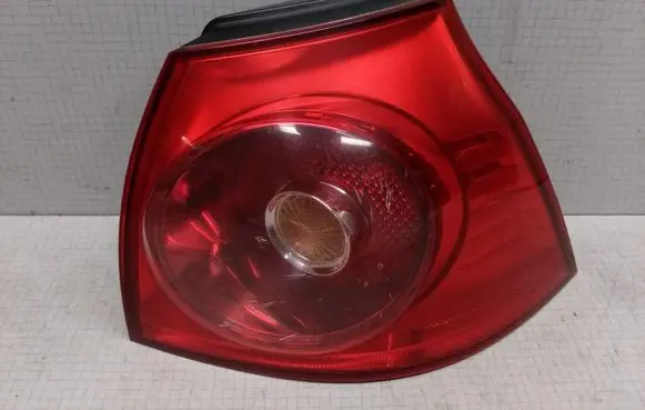 Volkswagen Golf V Rear/tail lights 1K6945096G