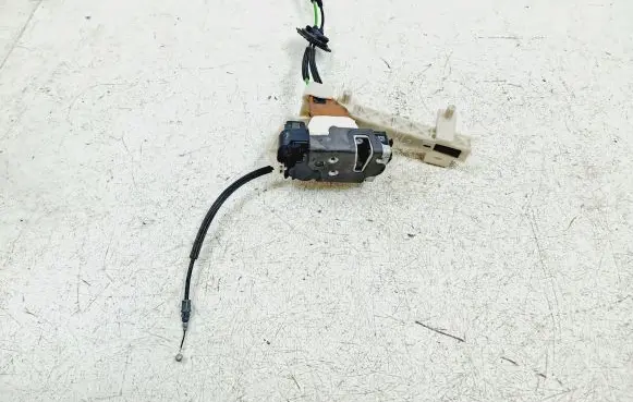 Ford Escape IV Rear door lock LJ6BS264A33 LJ6BS264A33AE E22442106