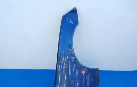 Mercedes-Benz C AMG W203 Fender 2038800818