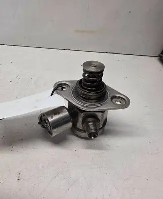 Volvo S60 Fuel injection high pressure pump 2252814