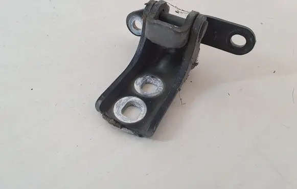 Opel Astra J Front door lower hinge 