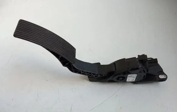 Jeep Grand Cherokee Accelerator throttle pedal 52124785AF