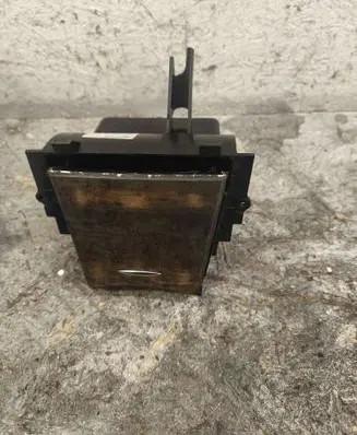 Mercedes-Benz E W211 Car ashtray A2116800350