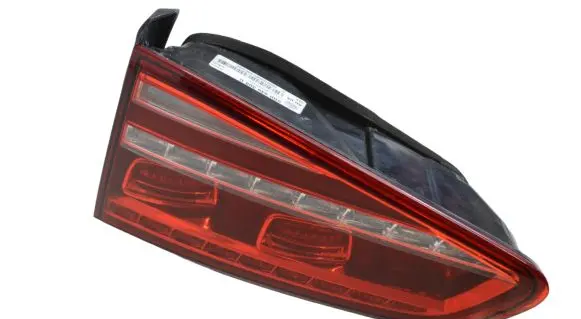 Volkswagen Golf VII Tailgate rear/tail lights 5G0945308G