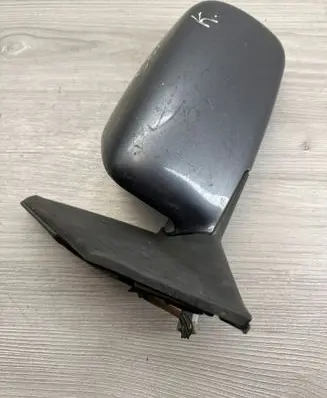 Mitsubishi Lancer Front door electric wing mirror E13010496 E13010838