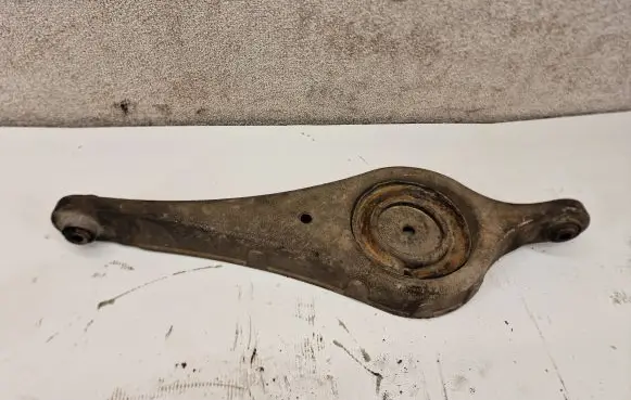 Volvo S80 Rear upper control arm/wishbone 6G915K652