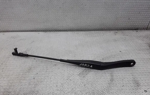 Opel Astra H Front wiper blade arm 13111219LH