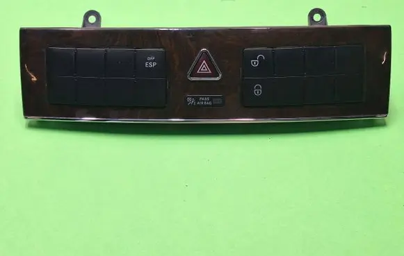 Multifunctional control switch/knob