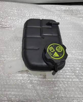 Buick Encore I Coolant expansion tank/reservoir ET0027C1