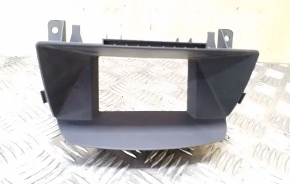 Opel Zafira B Radio/GPS head unit trim 13159588 13159691