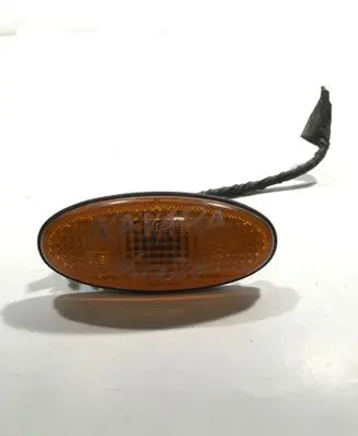 Nissan Navara D22 Front fender indicator light 6R010294
