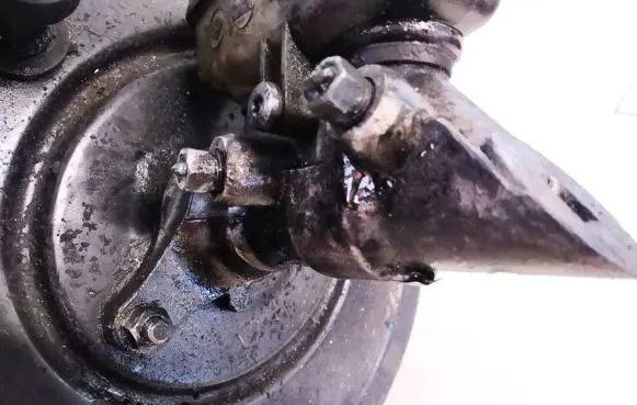Renault Scenic III - Grand scenic III Master brake cylinder