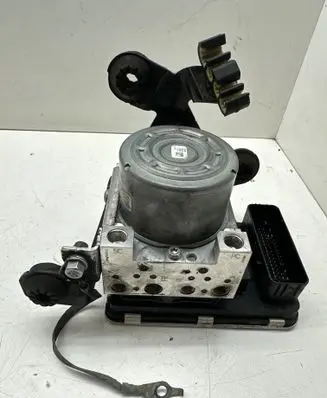 Volvo S90, V90 ABS Pump P31680101 31680101 31680098