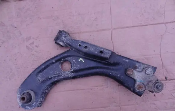 Peugeot 308 Front control arm