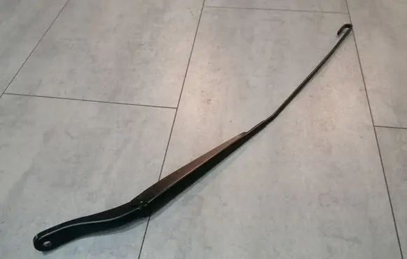 Renault Master III Front wiper blade arm 8200734777
