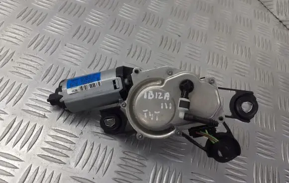 Seat Ibiza III (6L) Wiper motor 6L69557111D