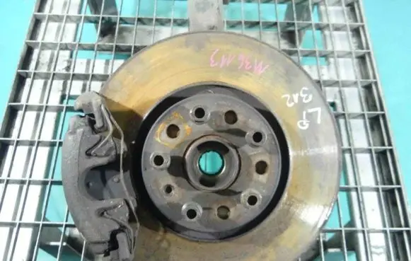 Volkswagen PASSAT B6 Front wheel hub spindle knuckle IMPRK1136113