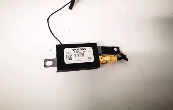 Volvo C30 Antenna control unit 30752169