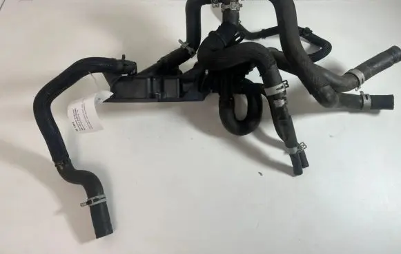 Thermostat/thermostat housing