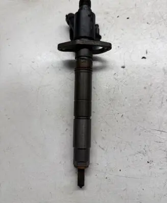 Fuel injector