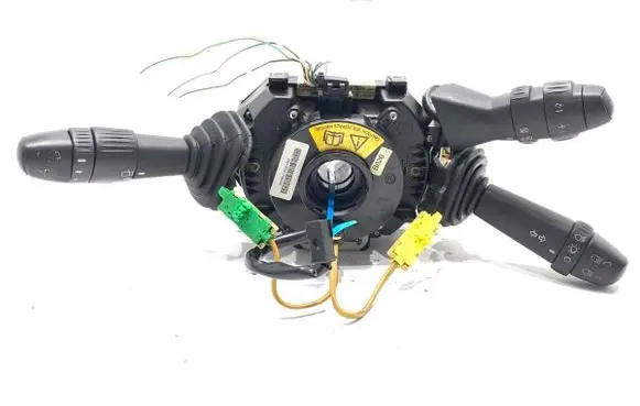 Wiper turn signal indicator stalk/switch