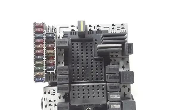 Volvo XC90 Fuse module 8622520 30679527