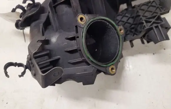 BMW 3 E90 E91 Intake manifold