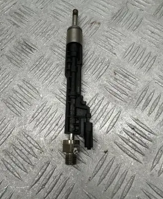 BMW X5 F15 Fuel injector 13647639994 10213541