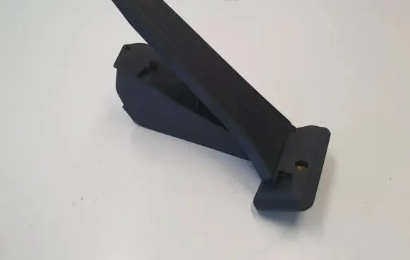 BMW 5 G30 G31 Accelerator throttle pedal 6859999 21490710 07071731902