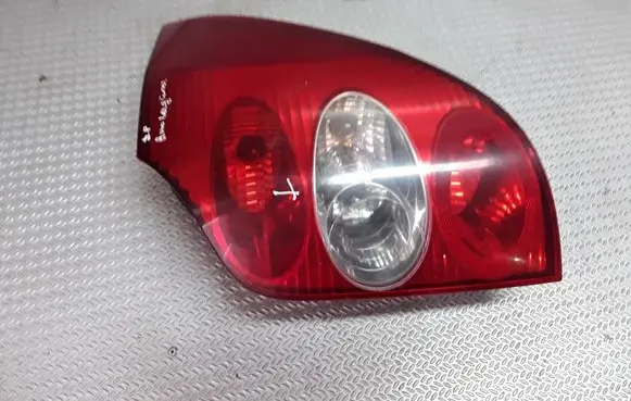 Renault Laguna II Rear/tail lights 8200002472