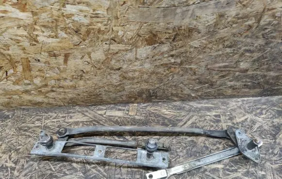 Mercedes-Benz SL R107 Front wiper linkage 