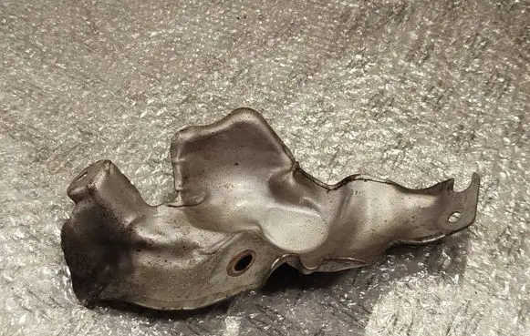 Renault Master III Exhaust heat shield 140130121R